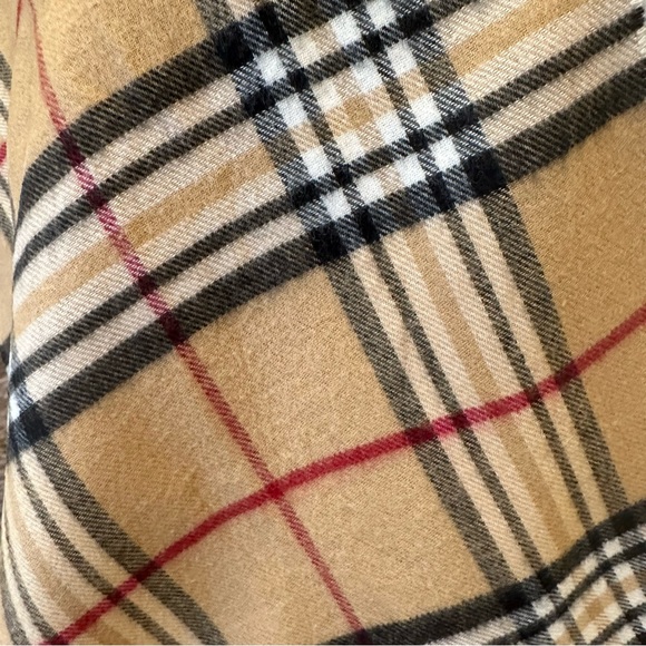 Cashmink scarf by V. Frass. Tan, black and red. - Picture 2 of 3